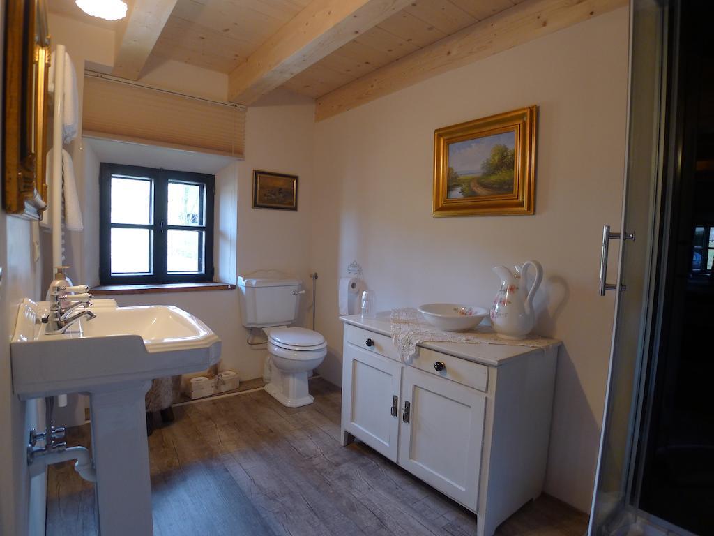 Heuholzmuehle Privatzimmer Elixhausen Room photo